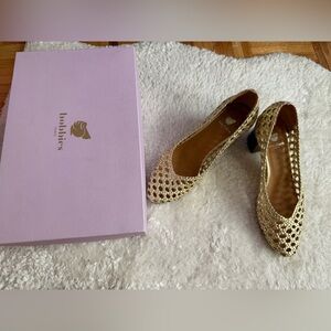 🌟 Bobbies Gold Leather braided pump - gold